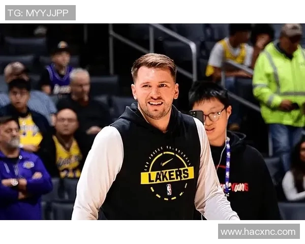 东契奇狂砍73分刷新现役得分纪录独行侠终结太阳11连胜传奇之夜